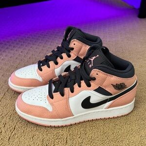 Air Jordan 1 Mid PINK QUARTZ/ DK SMOKE GREY - US size 5.5